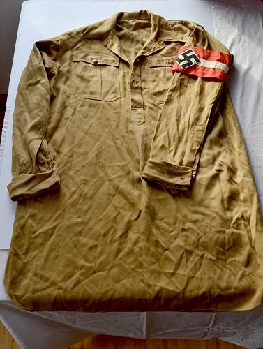 HJ brown-shirt, with arm-band