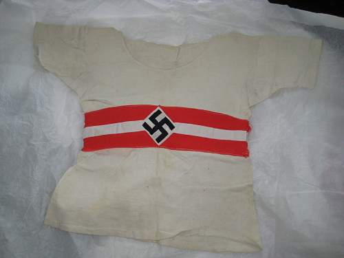 &quot;Rare&quot; Hitler Jugend Flag? Ahem, shirt....