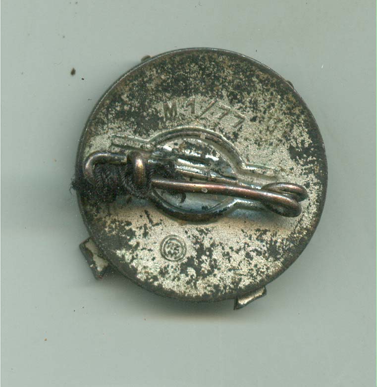 Hitler Youth pin, doesn't look quite right