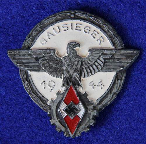HJ Gausieger 1944 Badge