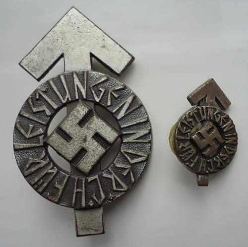 HJ Leistungsabzeichen Bronze and Silver with Mini M1/35