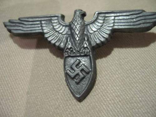 Hitler Youth Division Cap Eagle and Police Badge w/screw back: Authentic pieces?