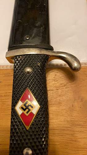 Original diamond on this 1942 HJ Eickhorn?