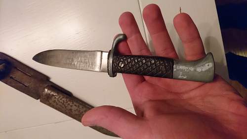 Got this knife from my Grandpa is it WW2 related?