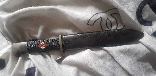 Been offered this dagger, can anyone help?