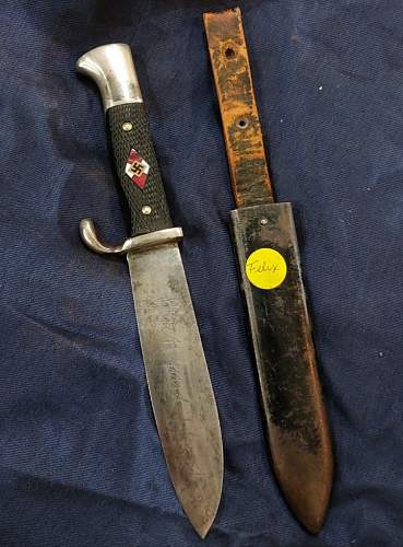 Hj knife with upside down blade