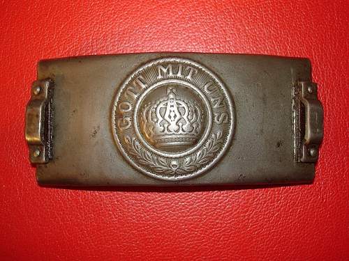 Looking for info ( ID) on a WW1 German belt buckle