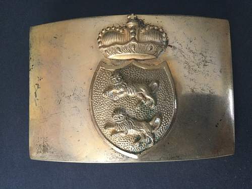 Imperial crest belt plate