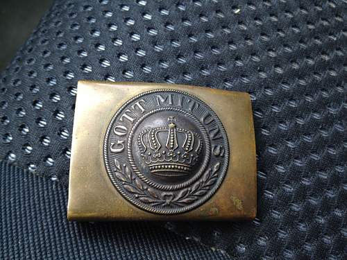 Garbage Find WWI Buckle for Review