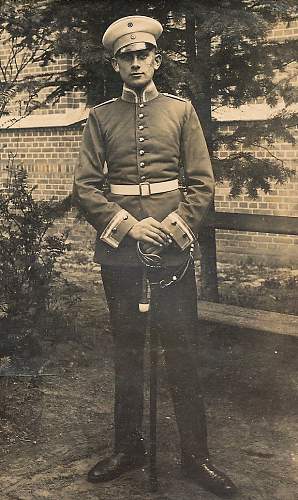 Cuirassier Visors in Period Photographs