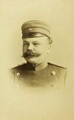 Imperial Army Visors in  Period Photographs