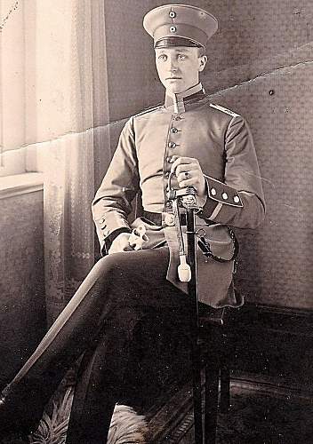 Imperial Army Visors in  Period Photographs