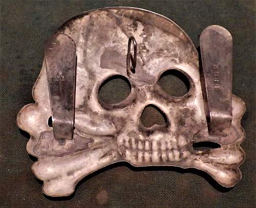 Leib Husaren  Busby Skull