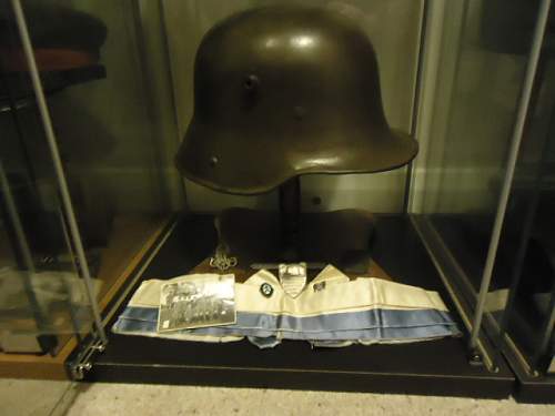 Imperial Visors Display