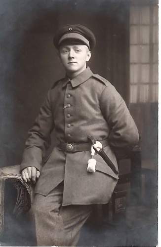 Imperial Army Visors in  Period Photographs