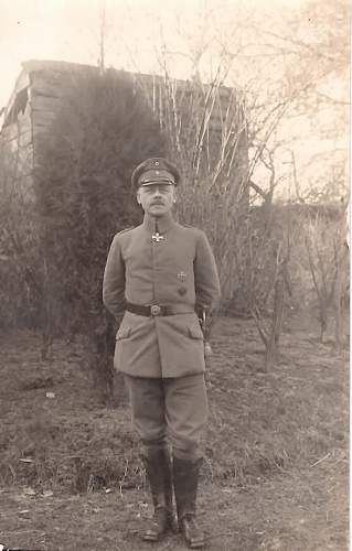 Imperial Army Visors in  Period Photographs