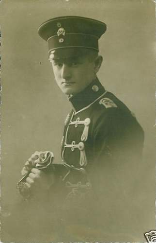 LHR Headgear in Period Photographs