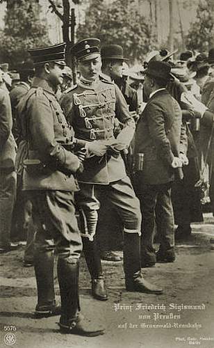 LHR Headgear in Period Photographs