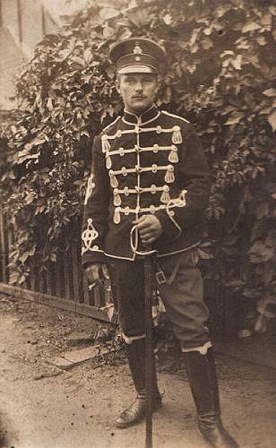 LHR Headgear in Period Photographs