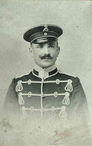 LHR Headgear in Period Photographs