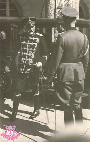 LHR Headgear in Period Photographs