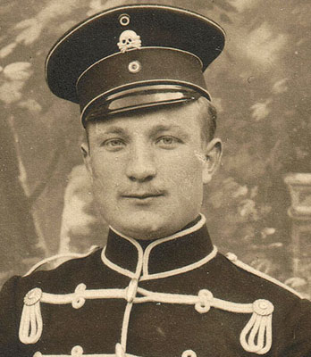 LHR Headgear in Period Photographs