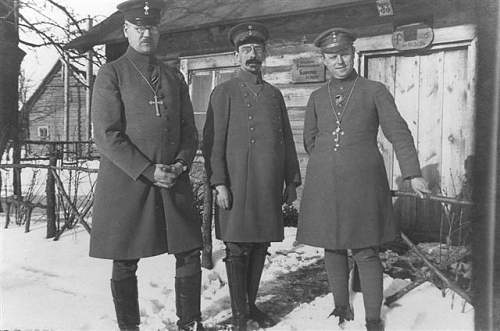 Feldgeistlicher Headgear in Period Photographs