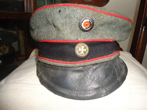 Finally got a feldmütze with masking band and a 1908 field cap for artillery/technical troops........