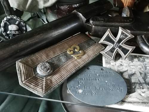 Small display as a representation of items used by the German Officer for 1918