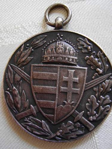 Question about ww1 Austro- Hungarian war Comm Medal and Bavarian Cav pic