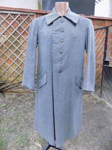 Help needed with stone grey Württemberg greatcoat / Mantel