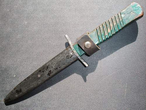 &quot;overpainted&quot; Demag trench-knife