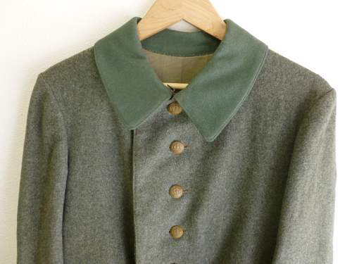 Need help identifying this 1917 German wool greatcoat / trenchcoat