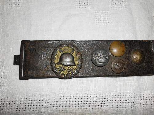 Hate Belt with wound badge Amazing