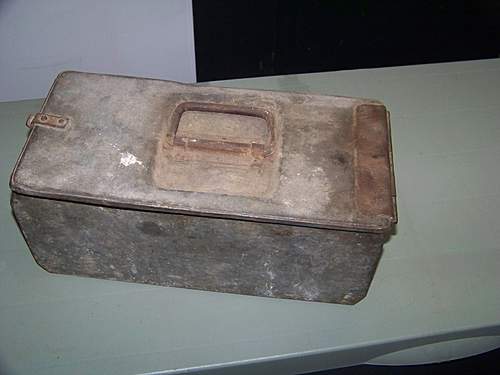 Is this a maxim machine gun ammo box?