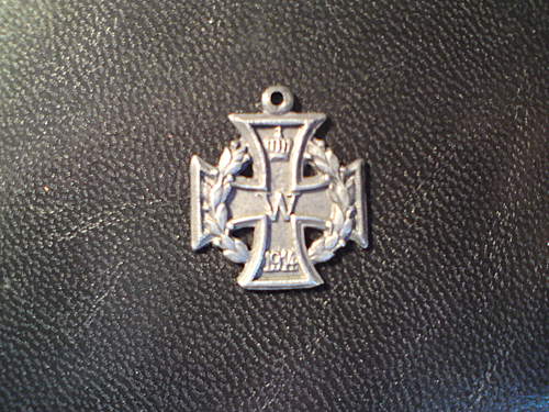 wwi patriotic pendant