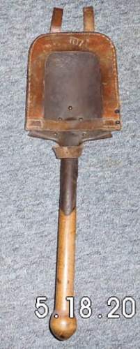 WW1 Feldspaten / Trench Shovel - Makers Mark ?