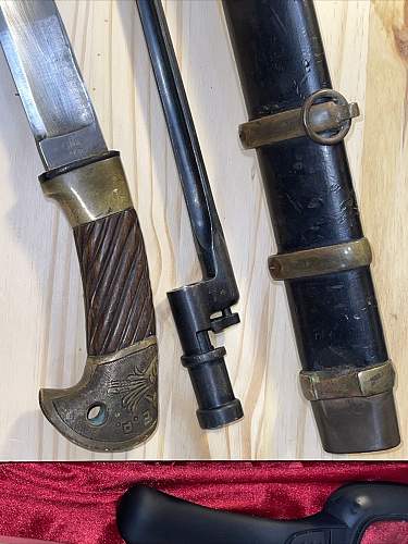 Russian 1916 Artillery Officer's Short Sword- real?