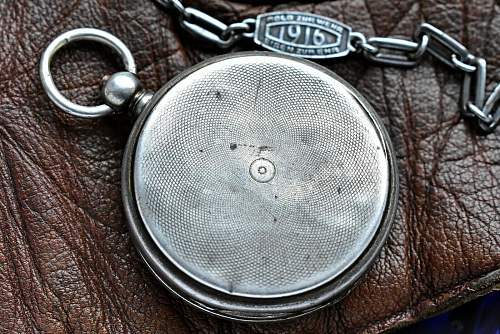 Help with identification of pocket watch (reward for EXCELENT SHOOTING)