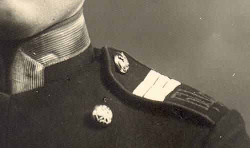 Russian Uniform – Identification and Age?