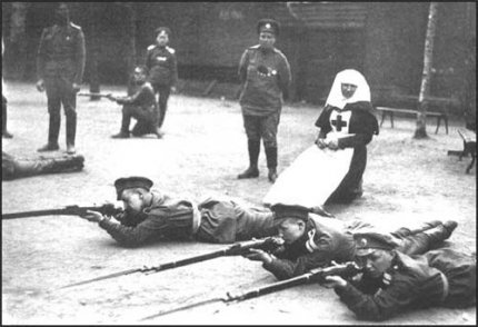 Women in the Imperial and White army