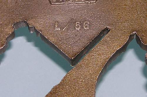 Infanterie Sturmabzeichen in Bronze L/56 Fake?