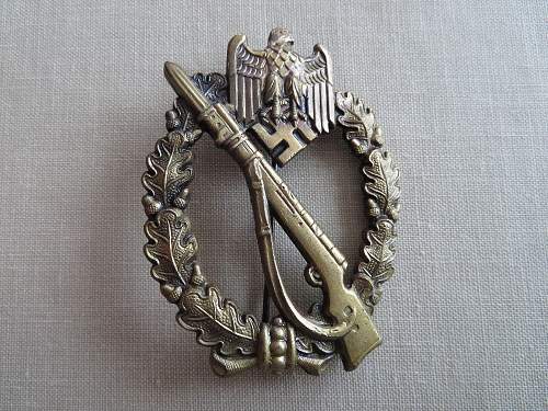 Infanterie sturmabzeichen original or fake? 2