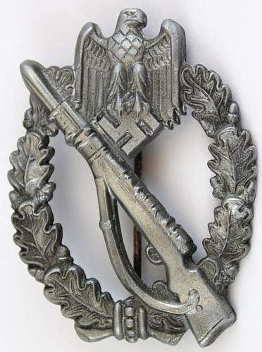 Infanterie sturmabzeichen original or fake?