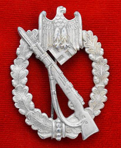 Infanterie Sturmabzeichen in Silber - Carl Wild Zinc