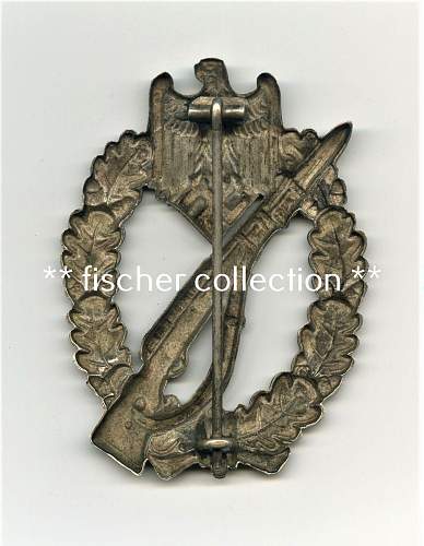 Unmarked, hollow back, broken catch Infanterie Sturmabzeichen