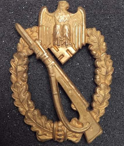 Infanteriesturmabzeichen M.K.1 Bronze,  other variant or copy?