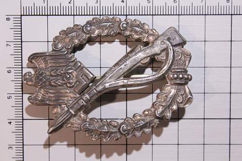 Infanterie-Sturmabzeichen, silver, &quot;F.L.L.&quot;, fake?