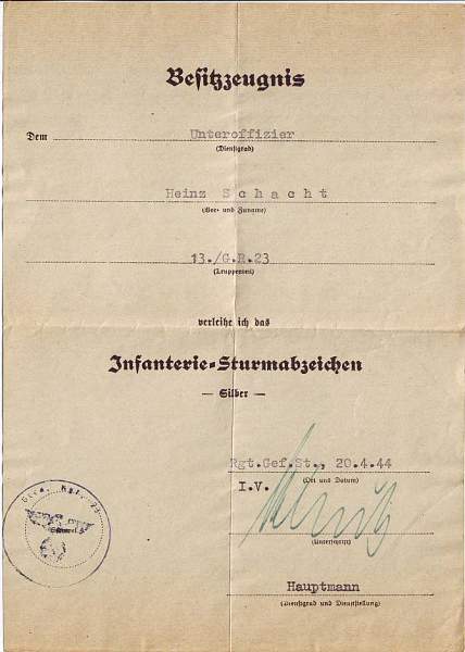 Infanterie sturmabzeichen &amp; Nahkampfspange grouping