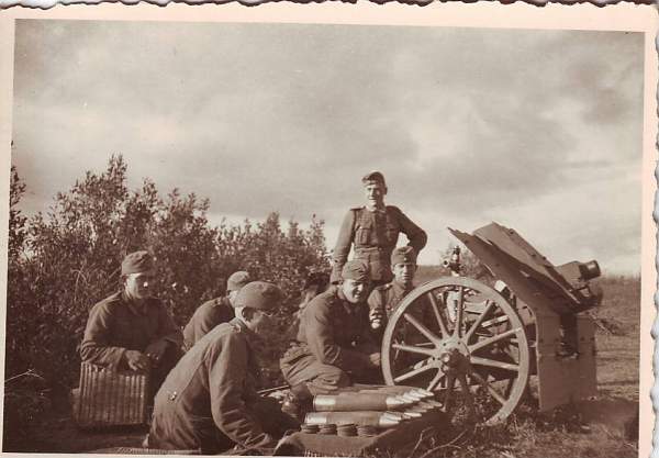 Infanterie sturmabzeichen &amp; Nahkampfspange grouping